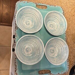 Tommy Bahama serving tray with four bowls